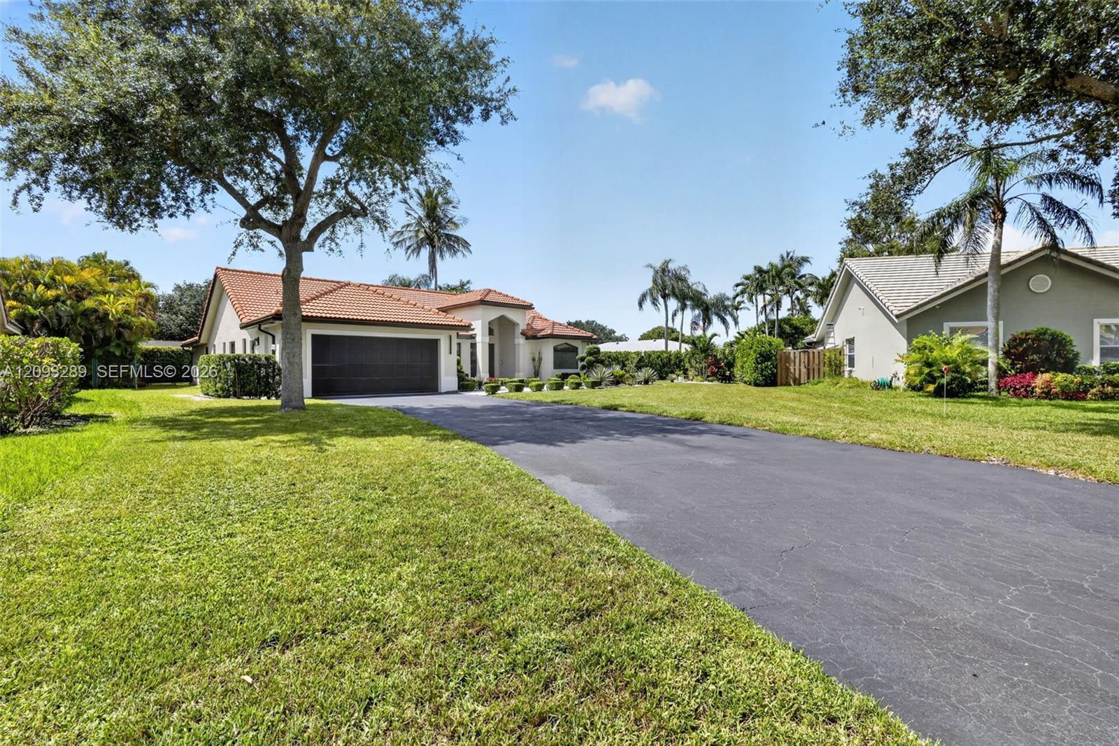 981 SW 126th Way, Davie FL 33325 photo 3