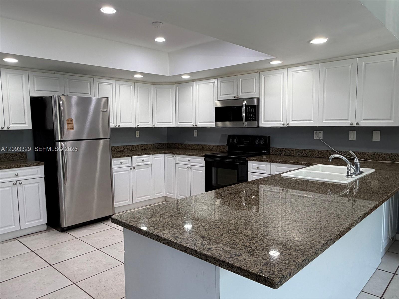 2980 NE 19th Ter # B, Lighthouse Point FL 33064 photo 2