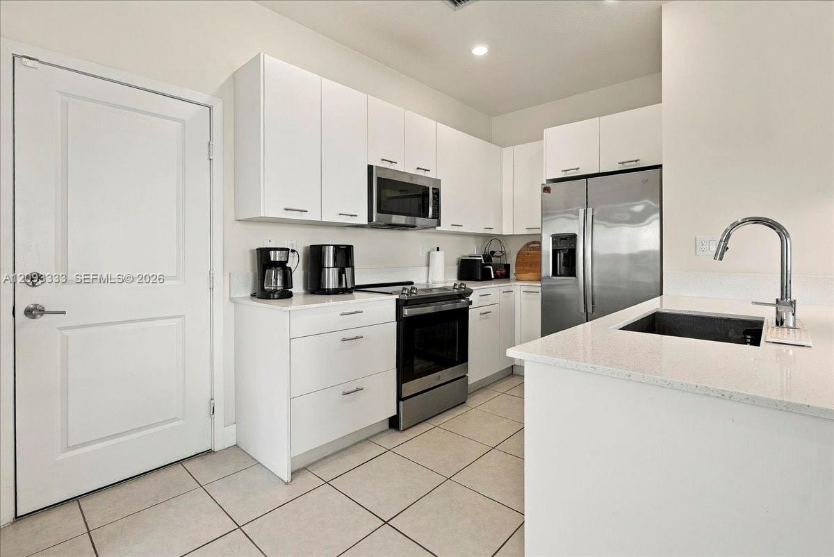 Doral, FL 33166 photo 3
