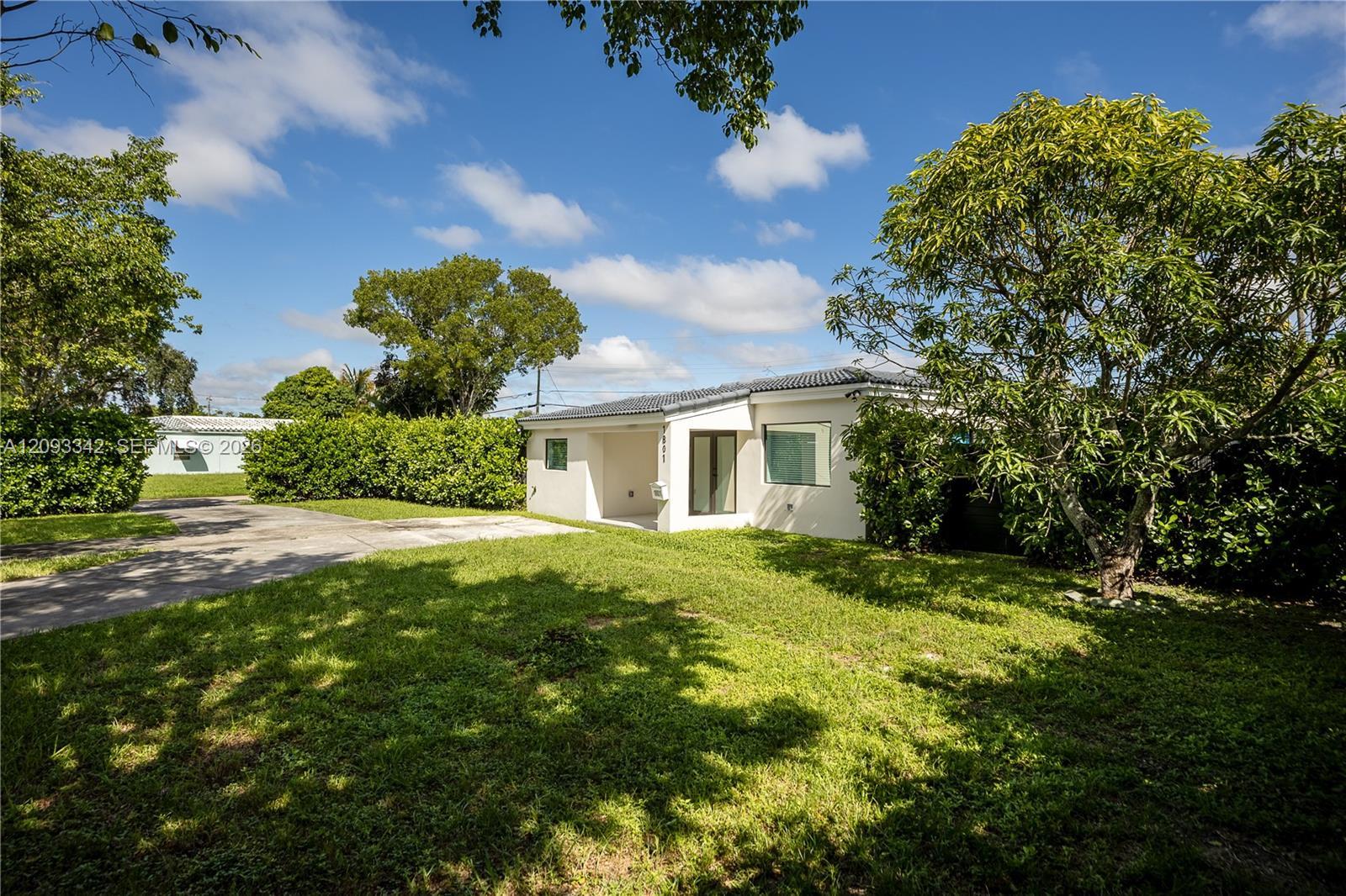1801 NE 173rd St, North Miami Beach FL 33162 photo 4