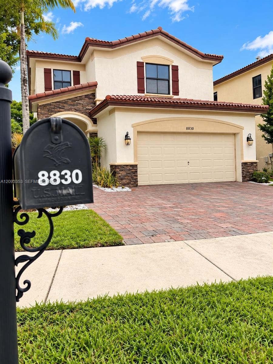 8830 NW 101st Pl, Doral FL 33178 photo 2