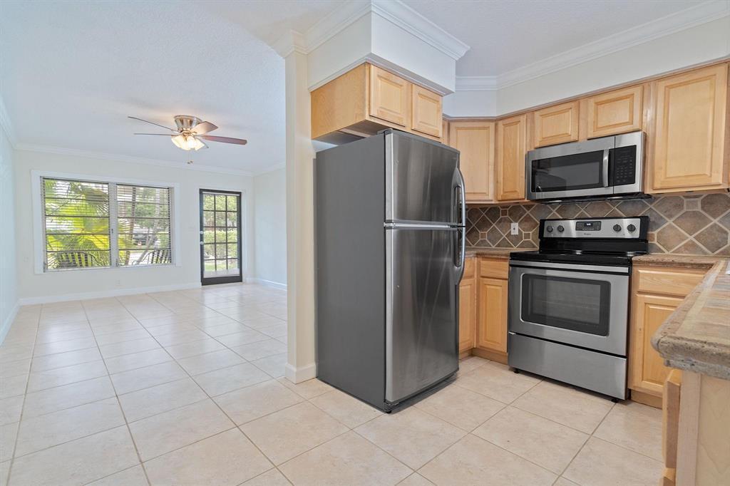 2317 NE 33RD, Fort Lauderdale FL 33305 photo 3