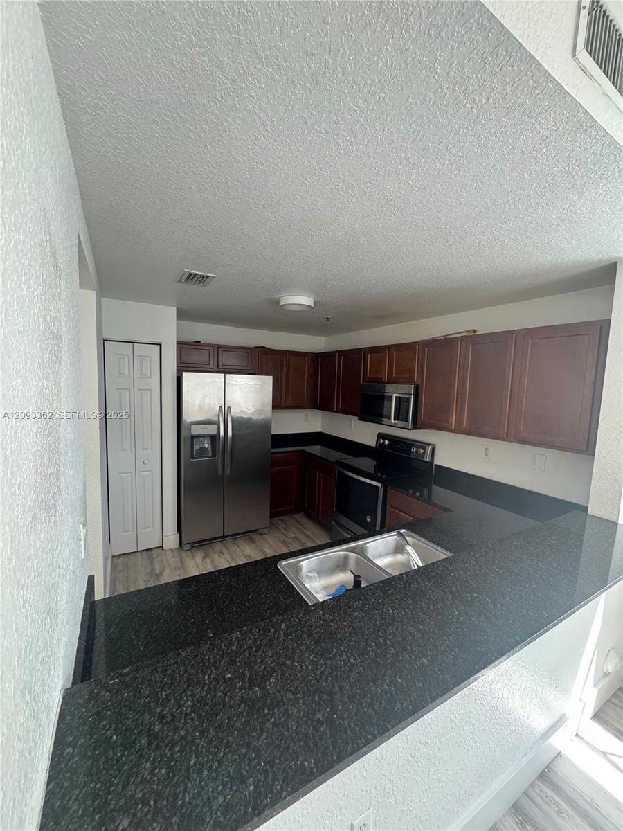 8833 NW 107th Ct # 101, Doral FL 33178 photo 4