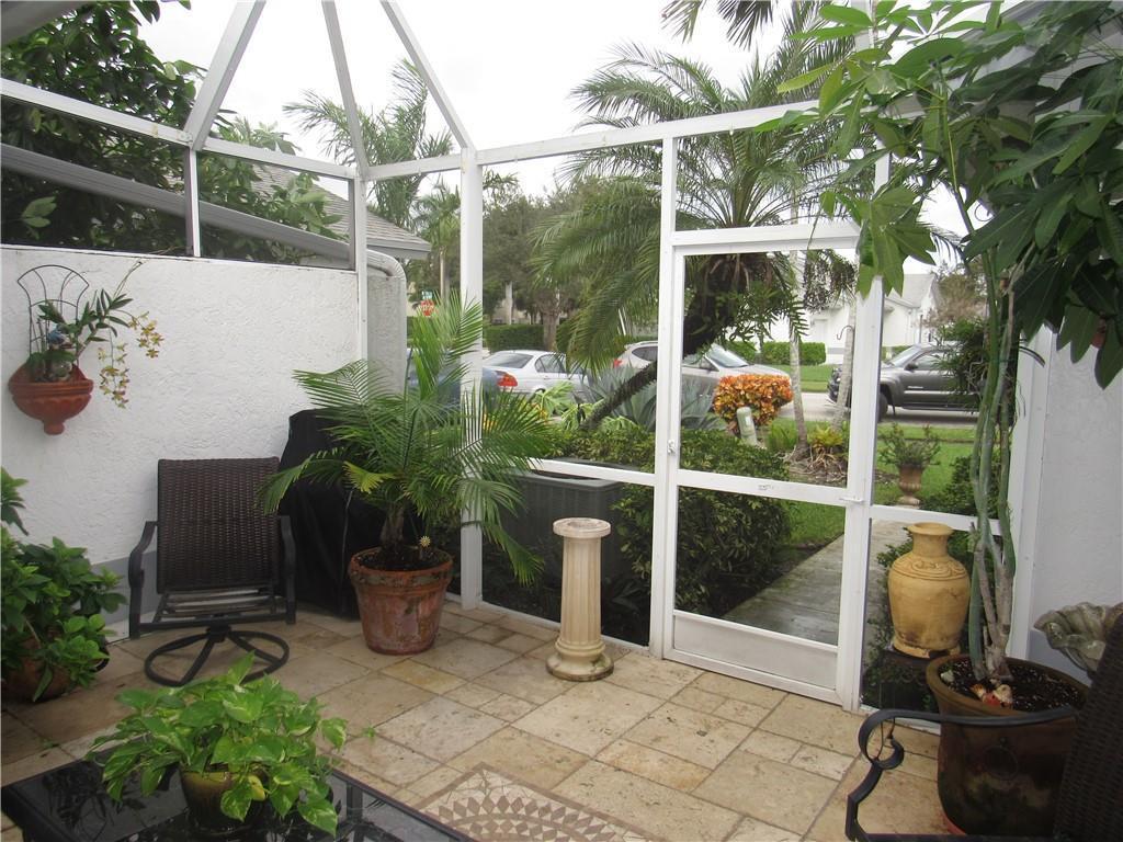 5906 NW 93RD Terrace, Tamarac FL 33321 photo 3