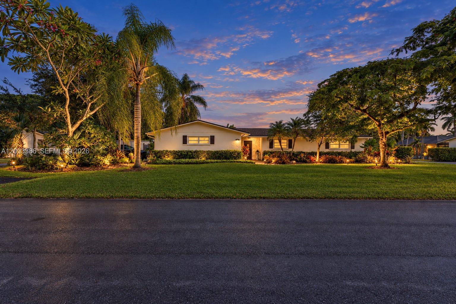 9761 SW 123rd St, Miami FL 33176 photo 2