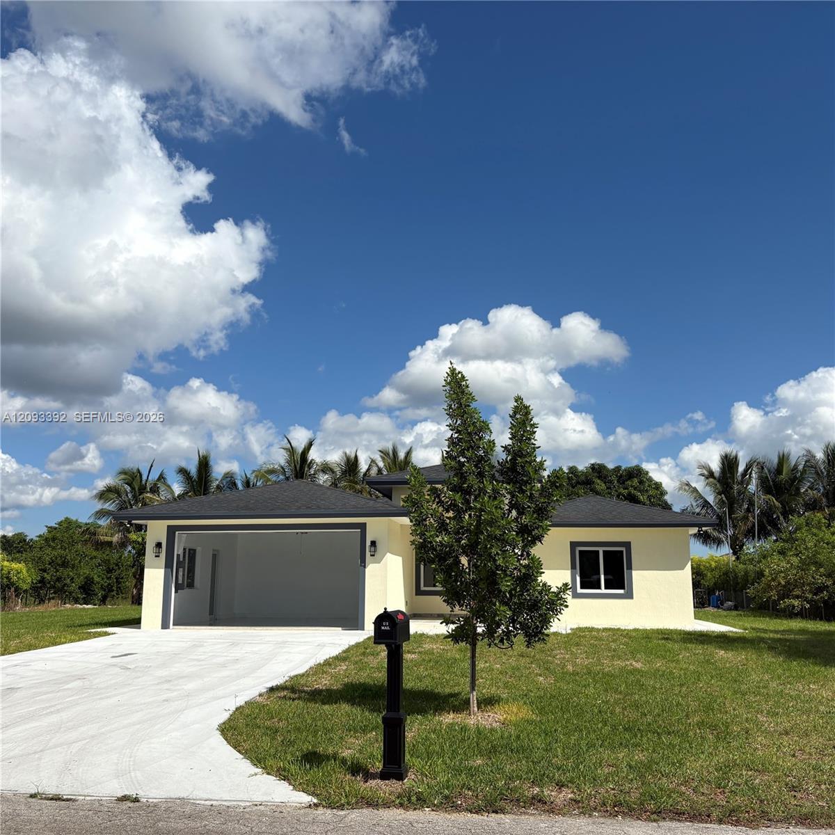 19527 SW 325th Ln, Homestead FL 33030 photo 2