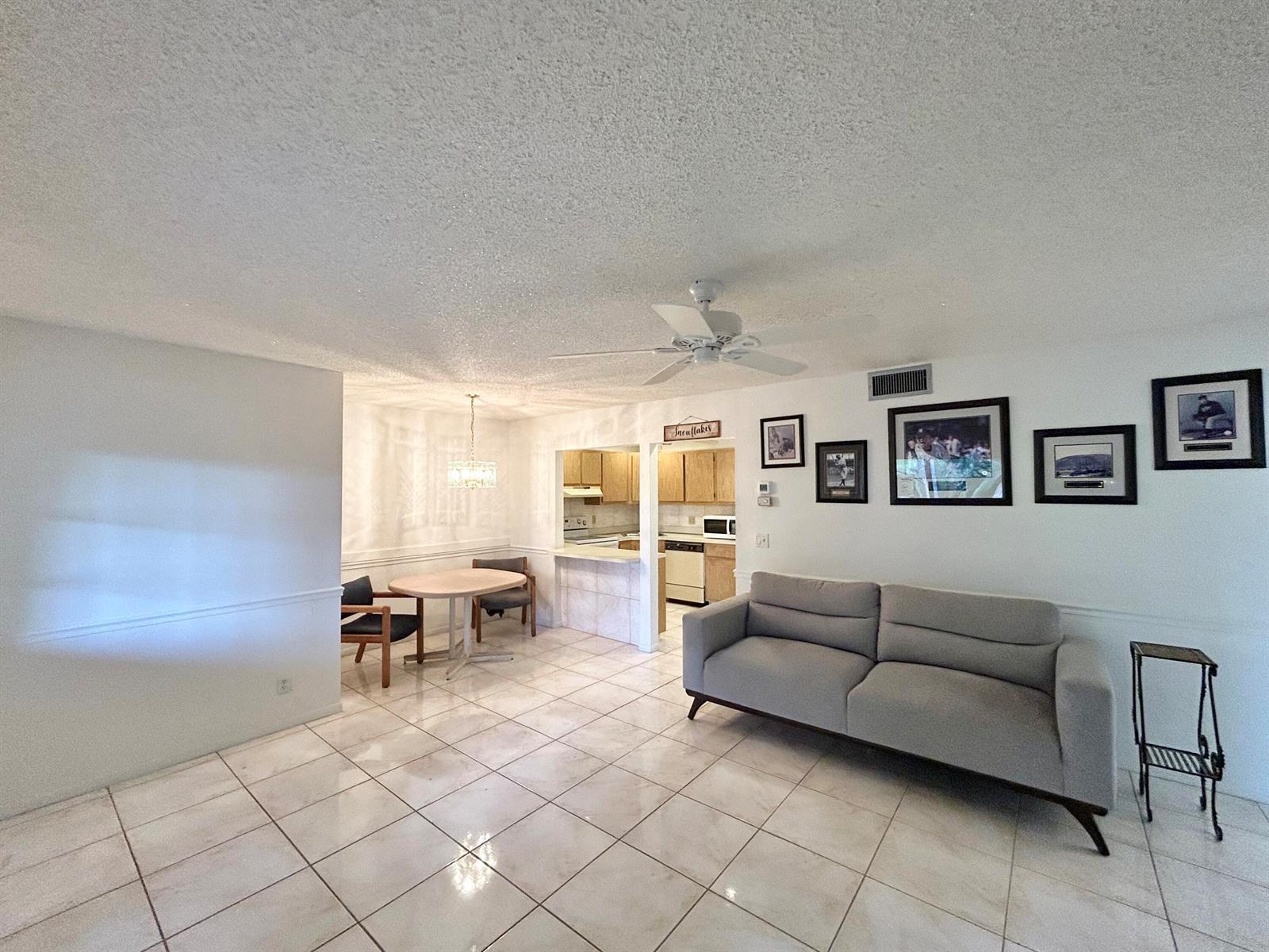 435 Pine Glen Lane # 2, FL 33463 photo 5