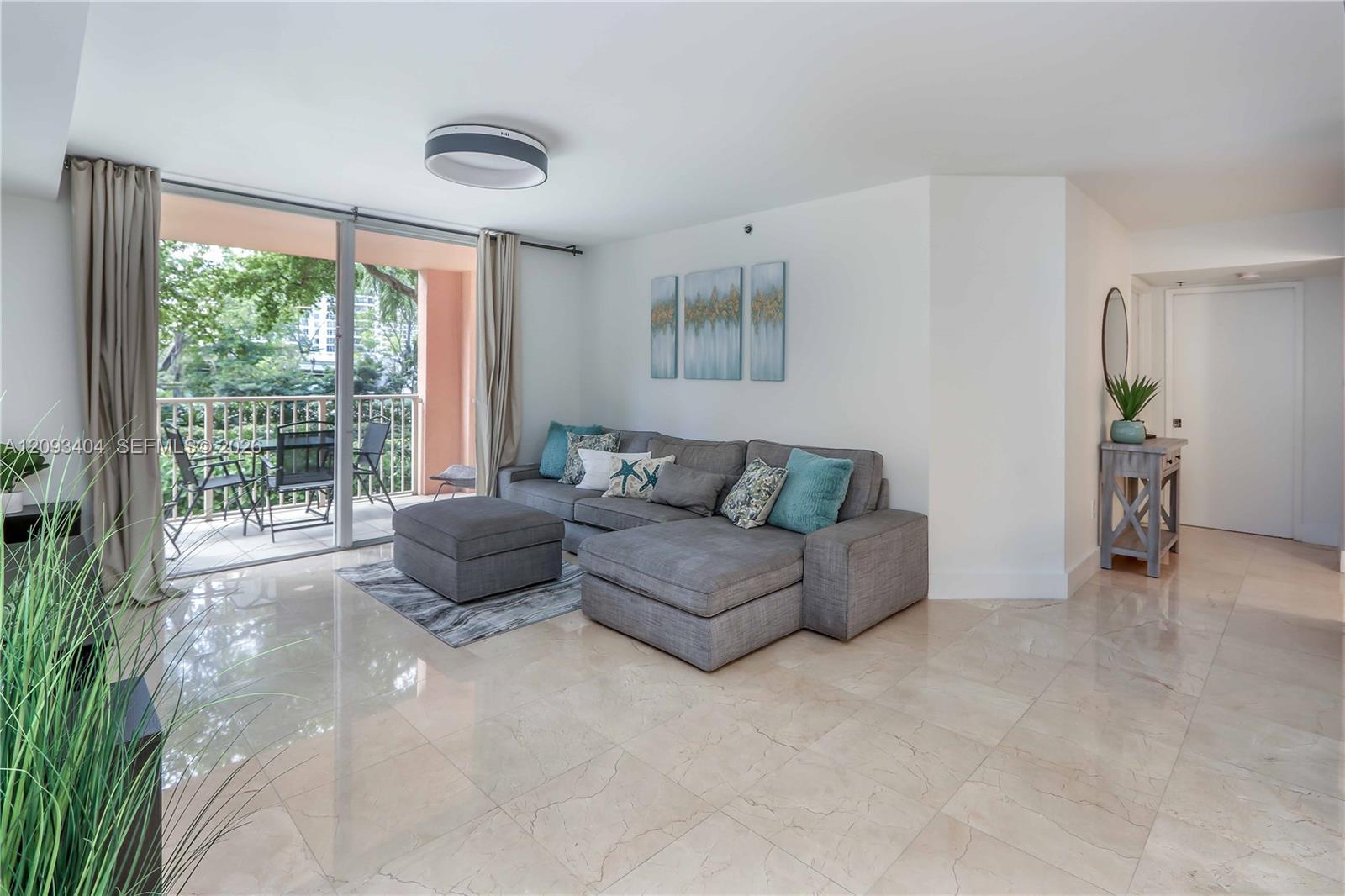 19555 E Country Club Dr # 8202, Aventura FL 33180 photo 4