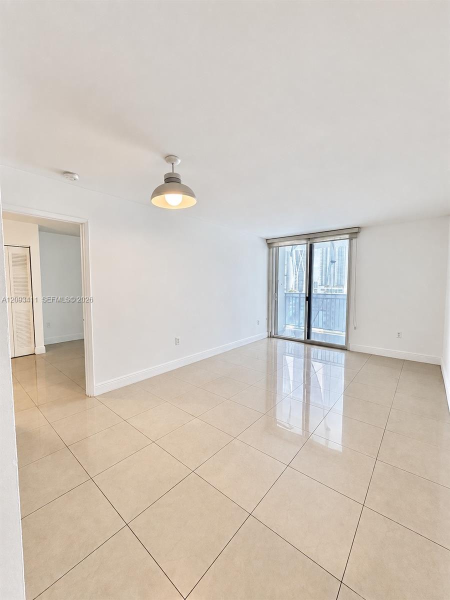 850 N Miami Ave # 2002, Miami FL 33136 photo 4