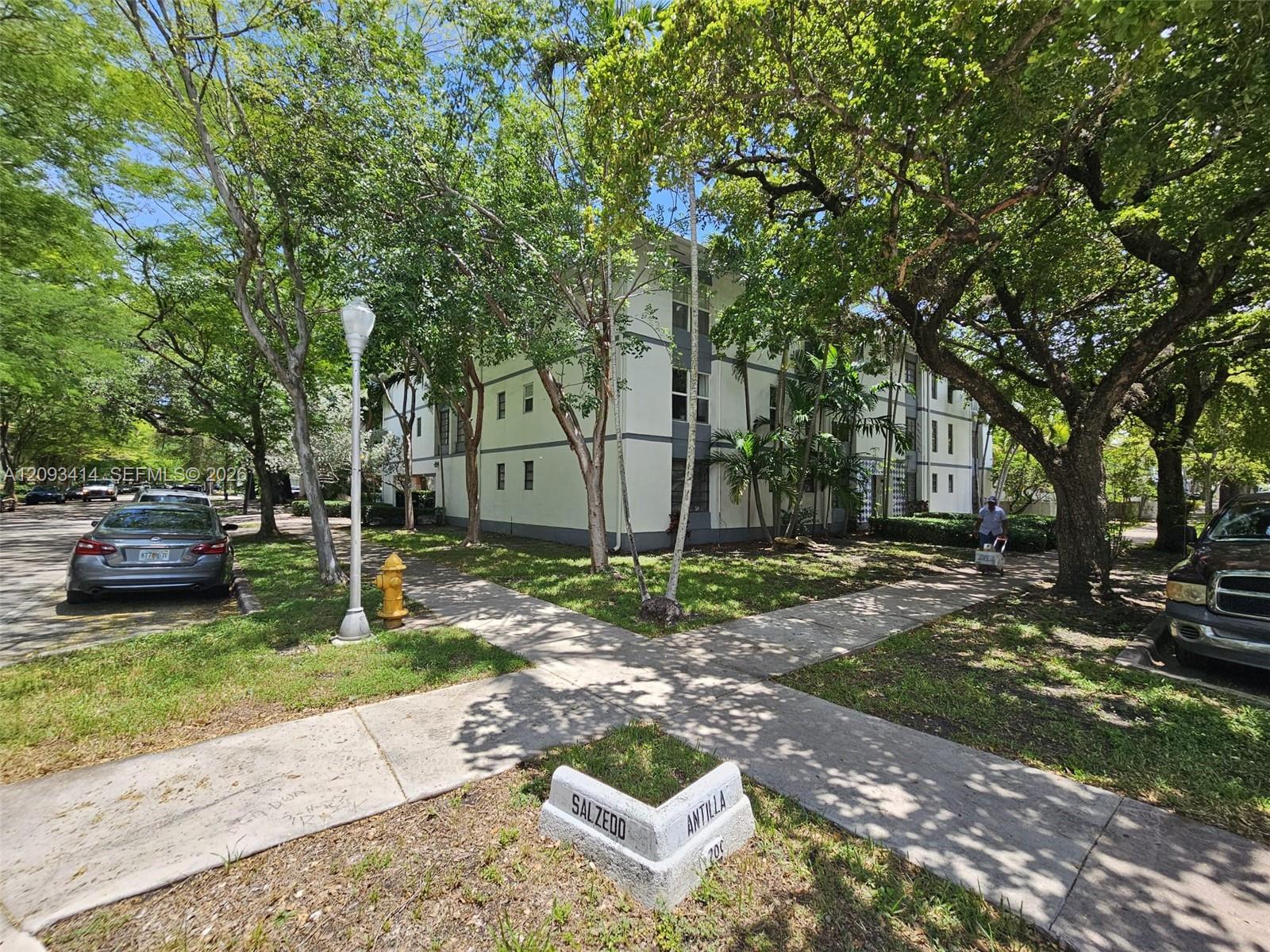 235 Antilla Ave # 1, Coral Gables FL 33134 photo 2
