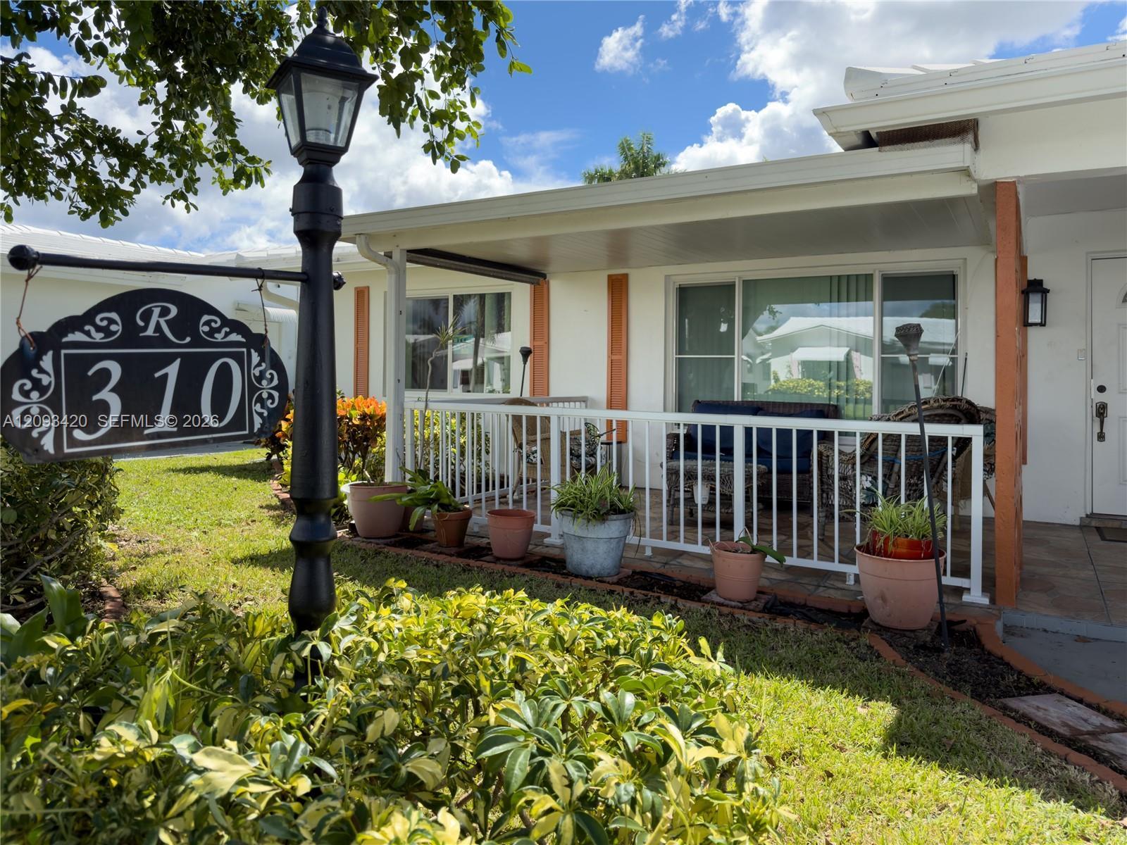 310 NW 25th Ct, Pompano Beach FL 33064 photo 5