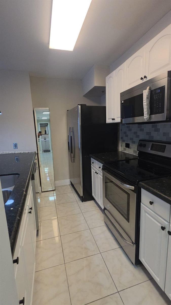 7545 E Treasure Dr # 9K, North Bay Village FL 33141 photo 5