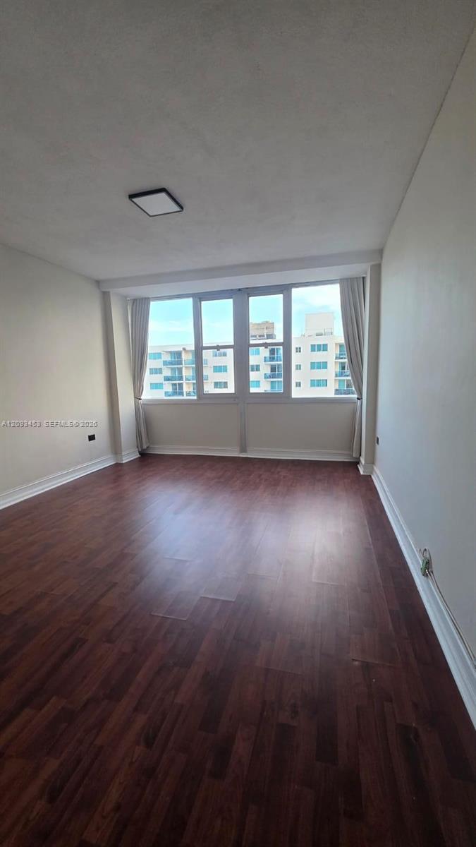 7545 E Treasure Dr # 9K, North Bay Village FL 33141 photo 4