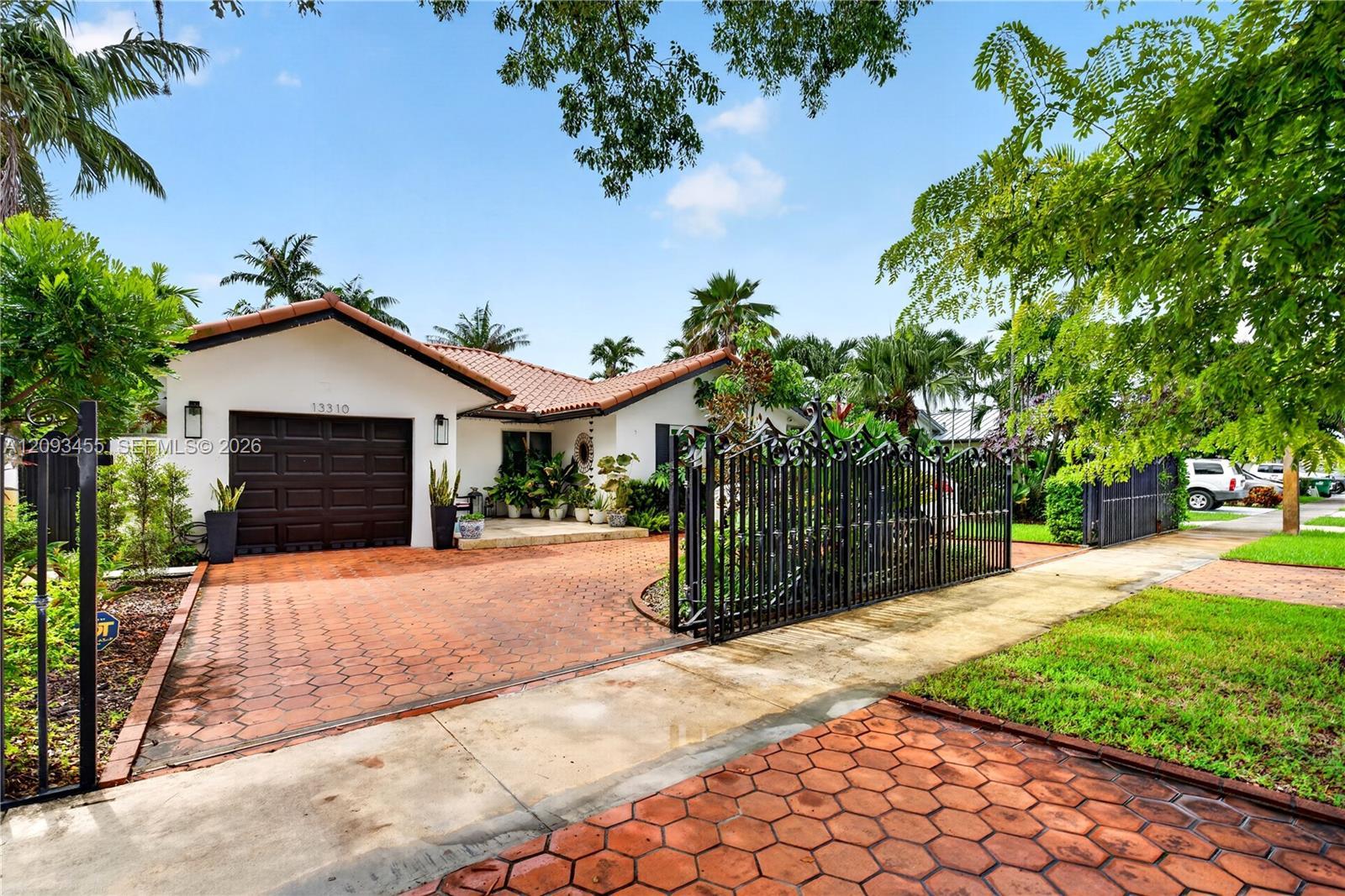 13310 NW 8th St, Miami FL 33182 photo 3