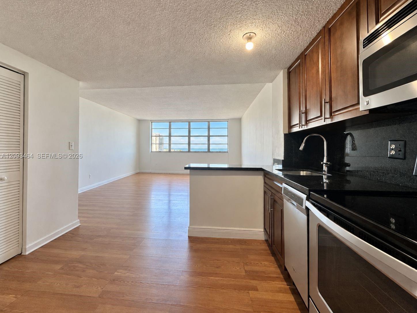 801 Brickell Bay Dr # 769, Miami FL 33131 photo 2