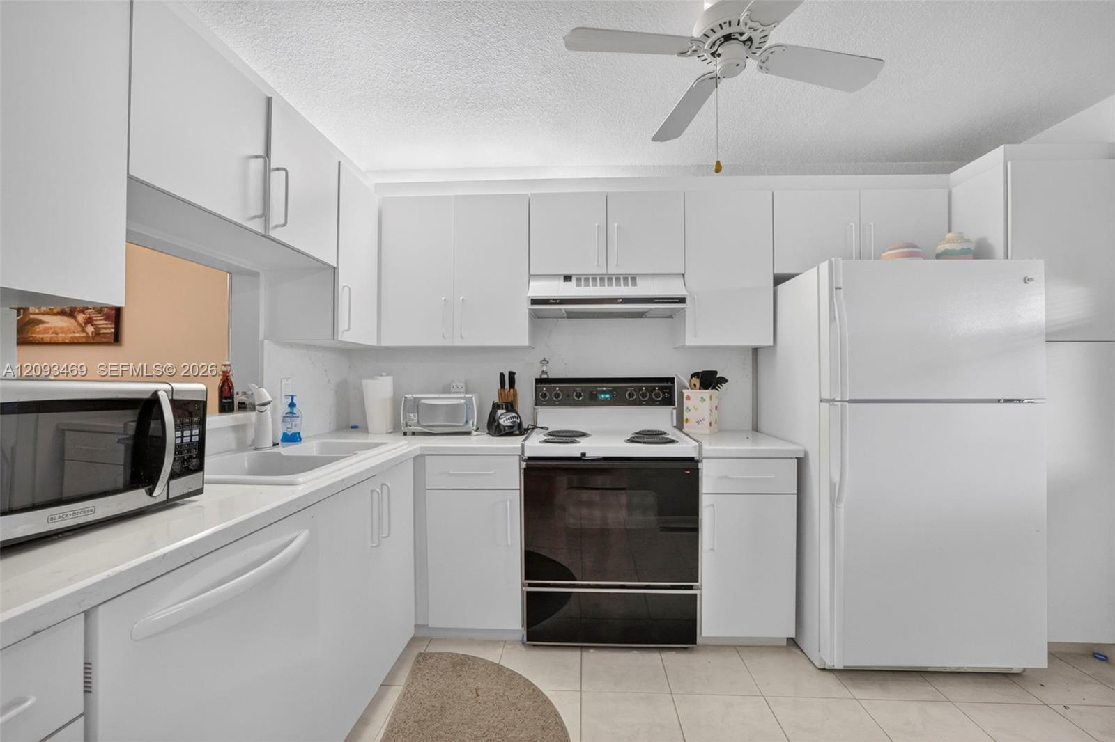 3774 Inverrary Blvd # 309P, Lauderhill FL 33319