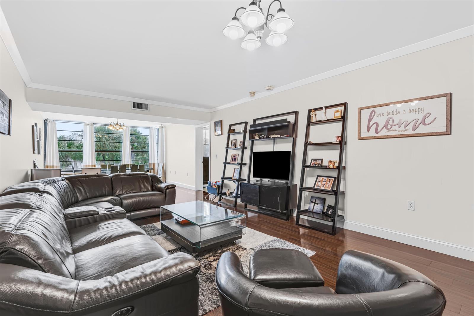 3826 Whitehall Drive # 302, West Palm Beach FL 33401 photo 2
