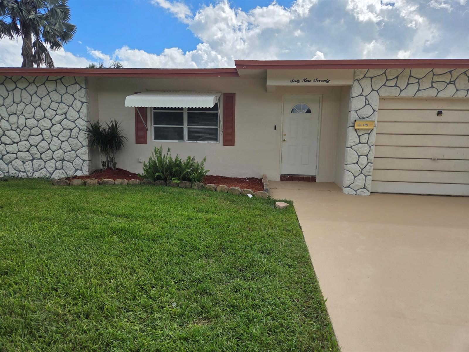 6970 NW 17th Court, Margate FL 33063 photo 2