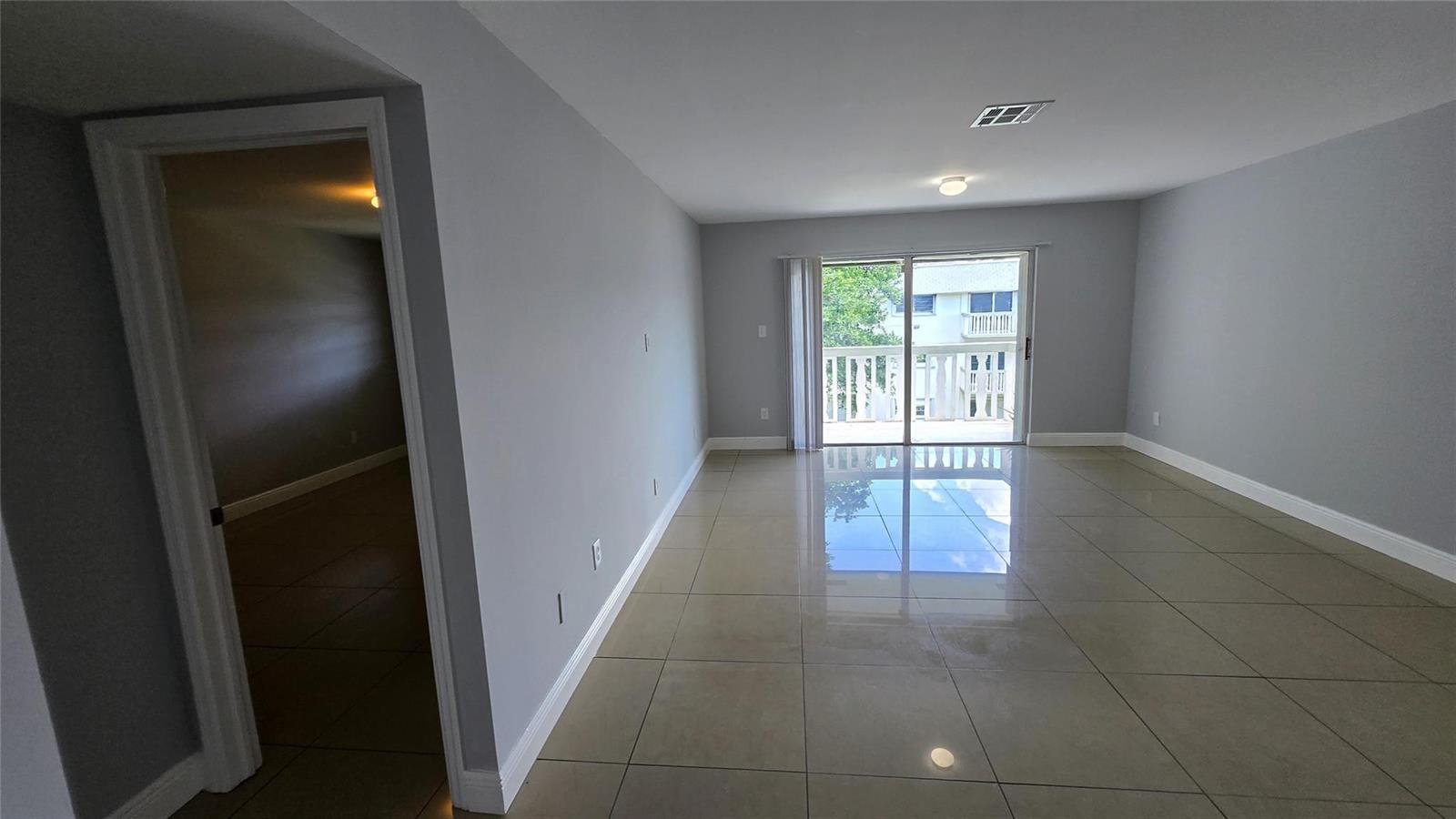 15201 NE 6TH Avenue # C307, Miami FL 33162 photo 4