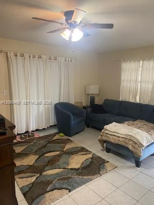 5917 Pierce St # 5919, Hollywood FL 33021 photo 3