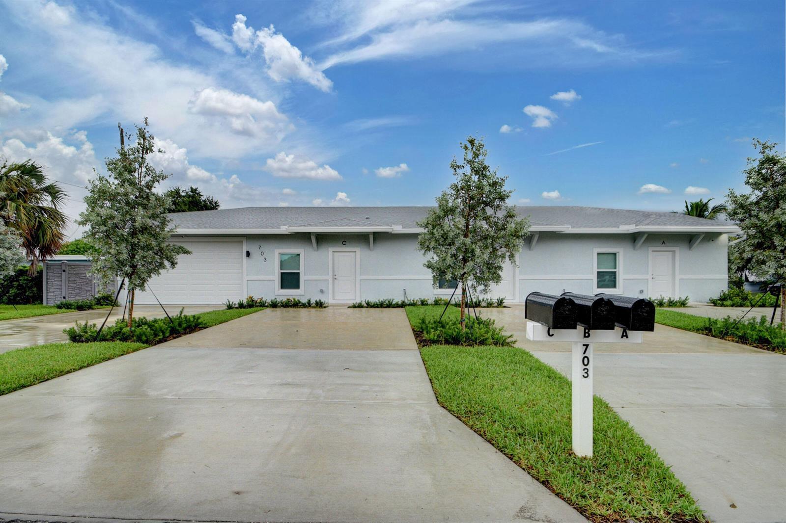 703 Dawn Place # C, Lantana FL 33462 photo 2