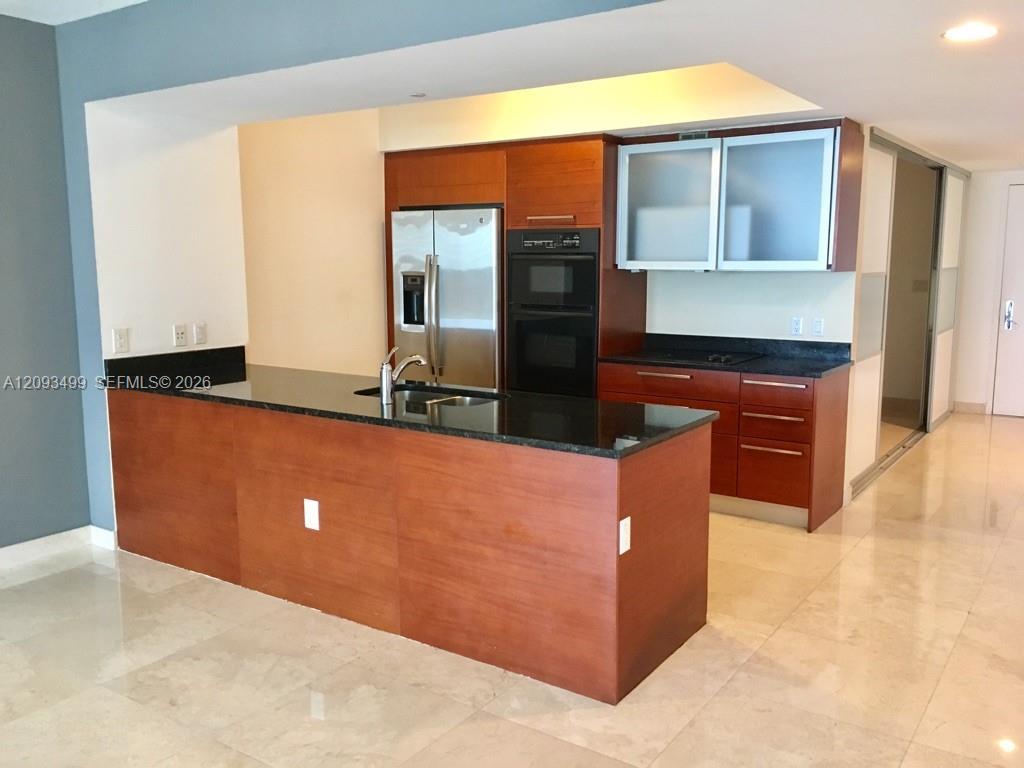 Hallandale Beach, FL 33009 photo 4