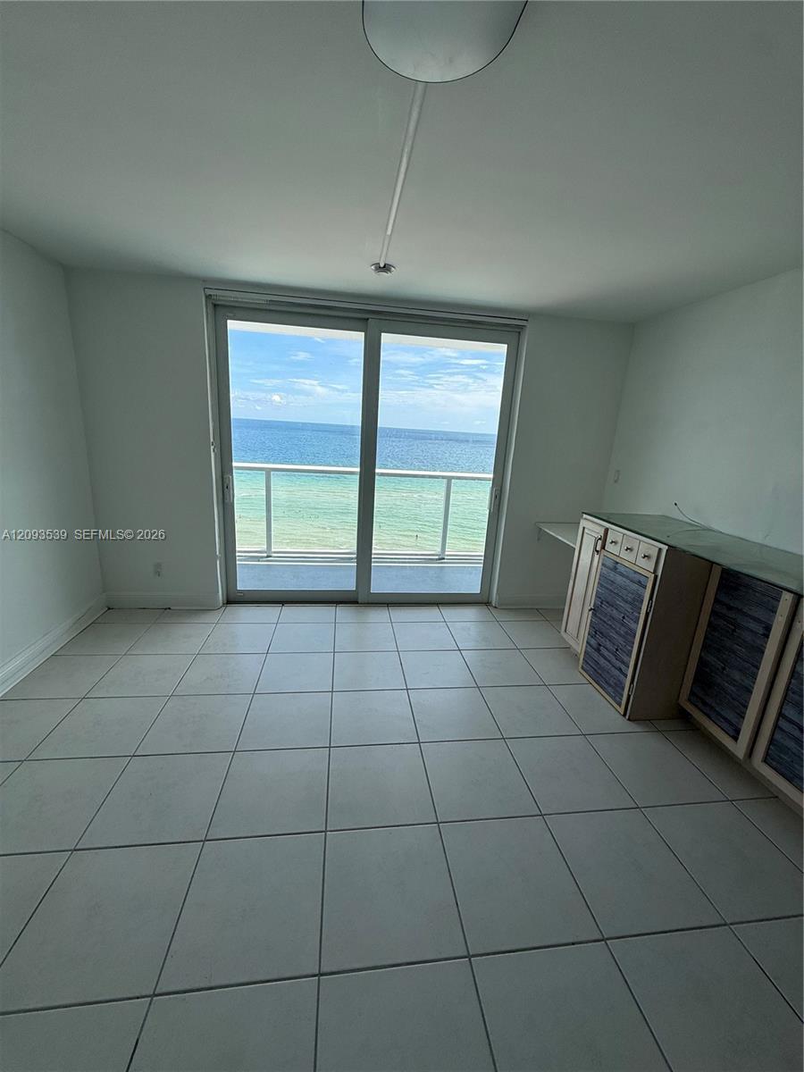 19201 Collins Ave # 711, Sunny Isles Beach FL 33160 photo 2