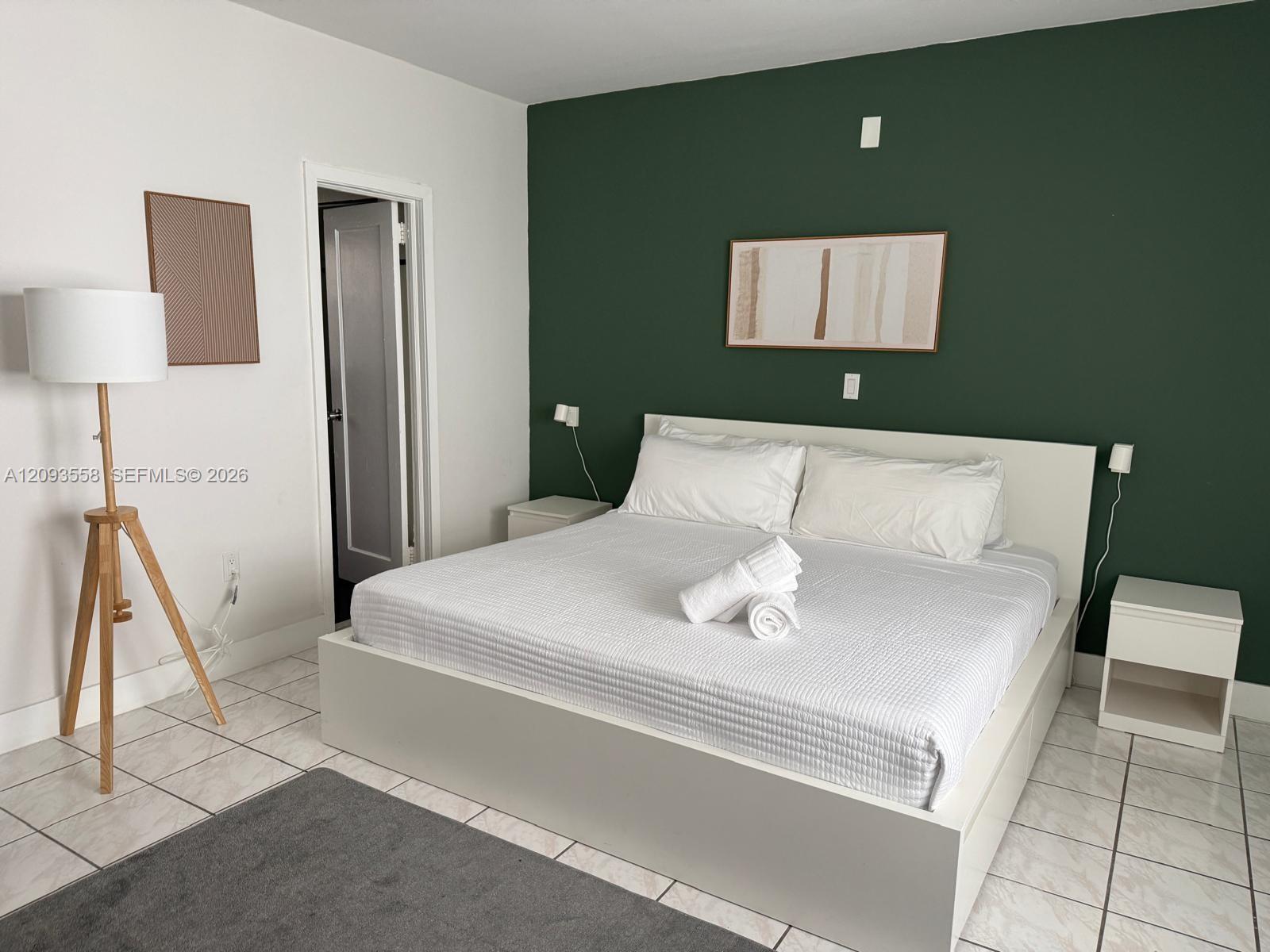 7611 Harding Ave # 2, Miami Beach FL 33141 photo 2