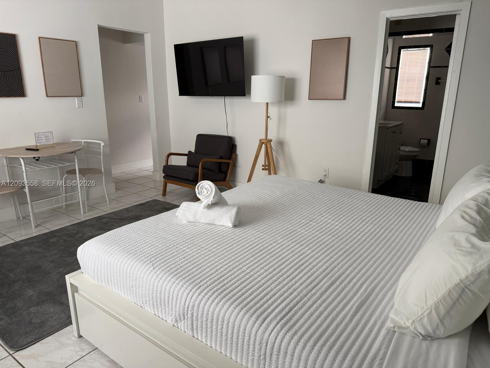 7611 Harding Ave # 2, Miami Beach FL 33141 photo 3