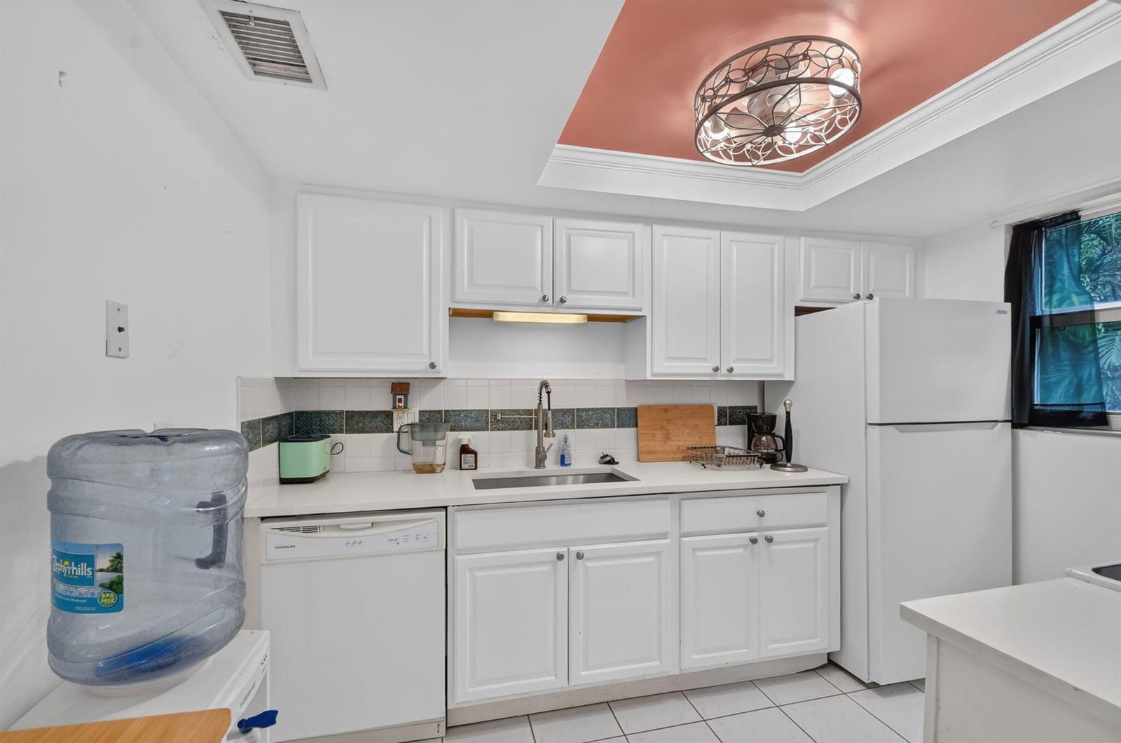 658 NE 6TH Court E, Boynton Beach FL 33435 photo 5