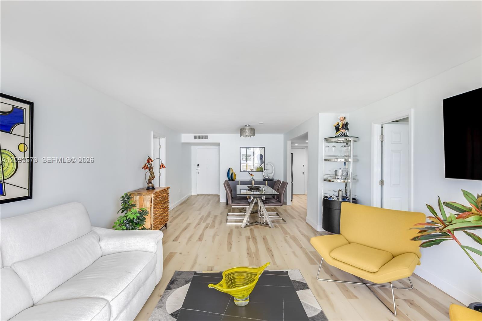 18051 Biscayne Blvd # 502, Aventura FL 33160 photo 3