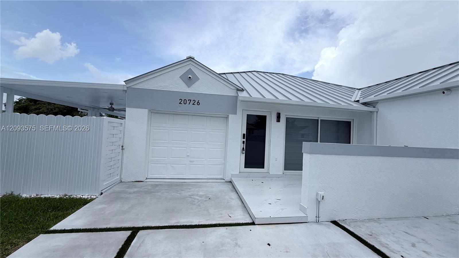20726 SW 105 Ave # 1, Cutler Bay FL 33189