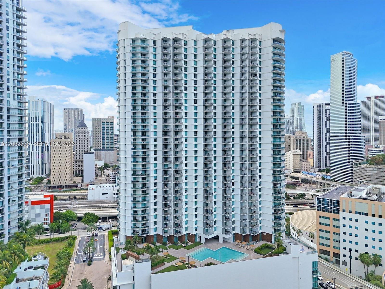 Miami, FL 33130 photo 3