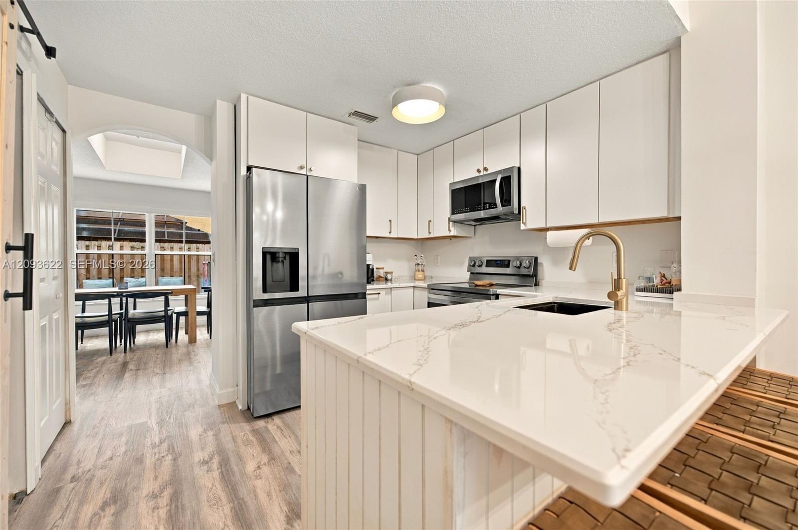 8531 NW 139th Ter # 1406, Miami Lakes FL 33016 photo 2