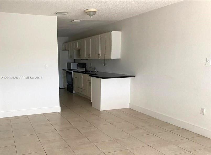 Miami Gardens, FL 33055 photo 4
