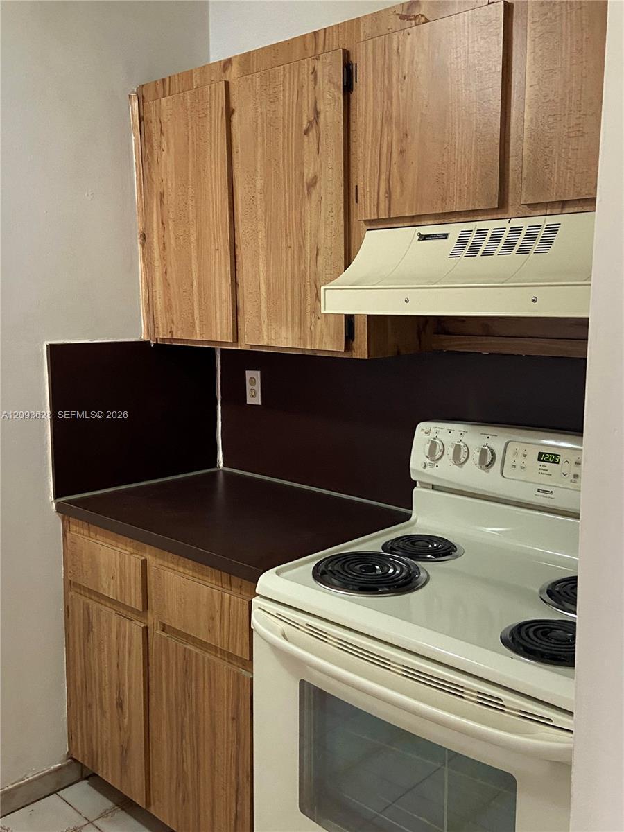 440 E 23rd St # 1416, Hialeah FL 33013 photo 3
