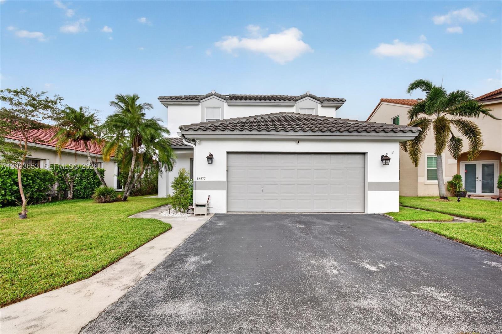 18577 NW 19th St, Pembroke Pines FL 33029 photo 2