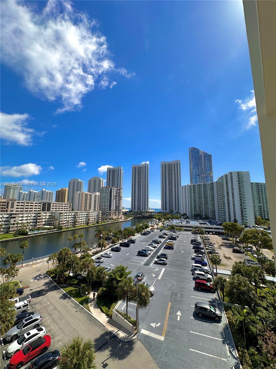 300 Bayview Dr # 701, Sunny Isles Beach FL 33160 photo 4