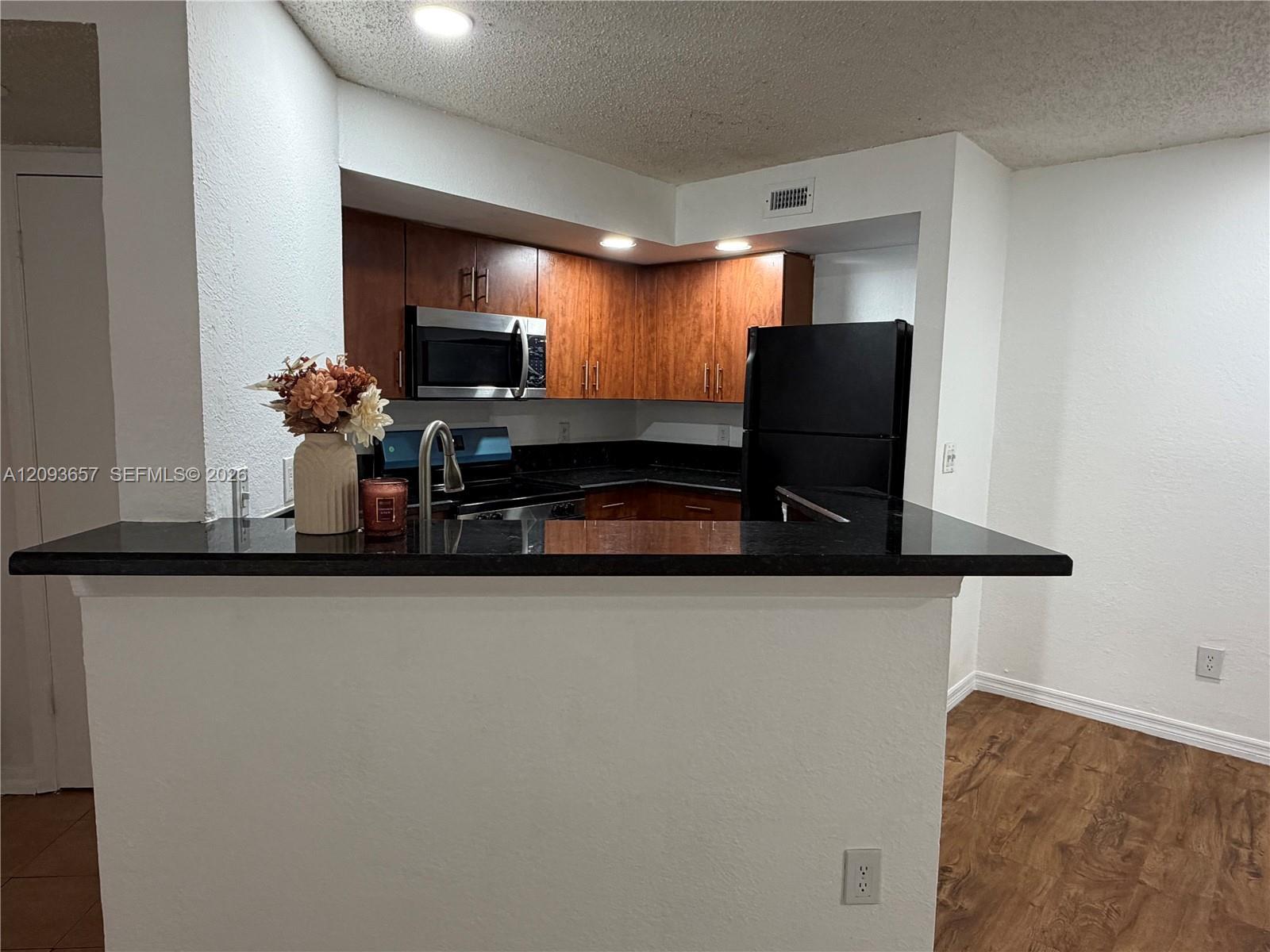 565 Vista Isles Dr # 2018, Sunrise FL 33325