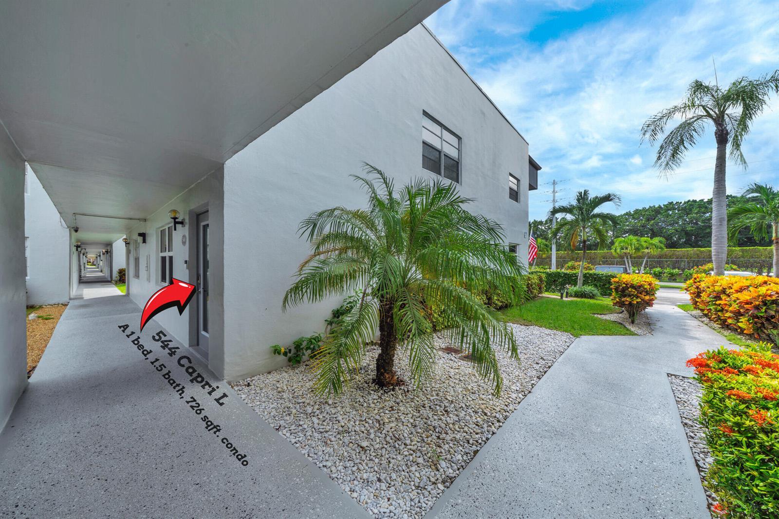 544 Capri L, Delray Beach FL 33484 photo 2