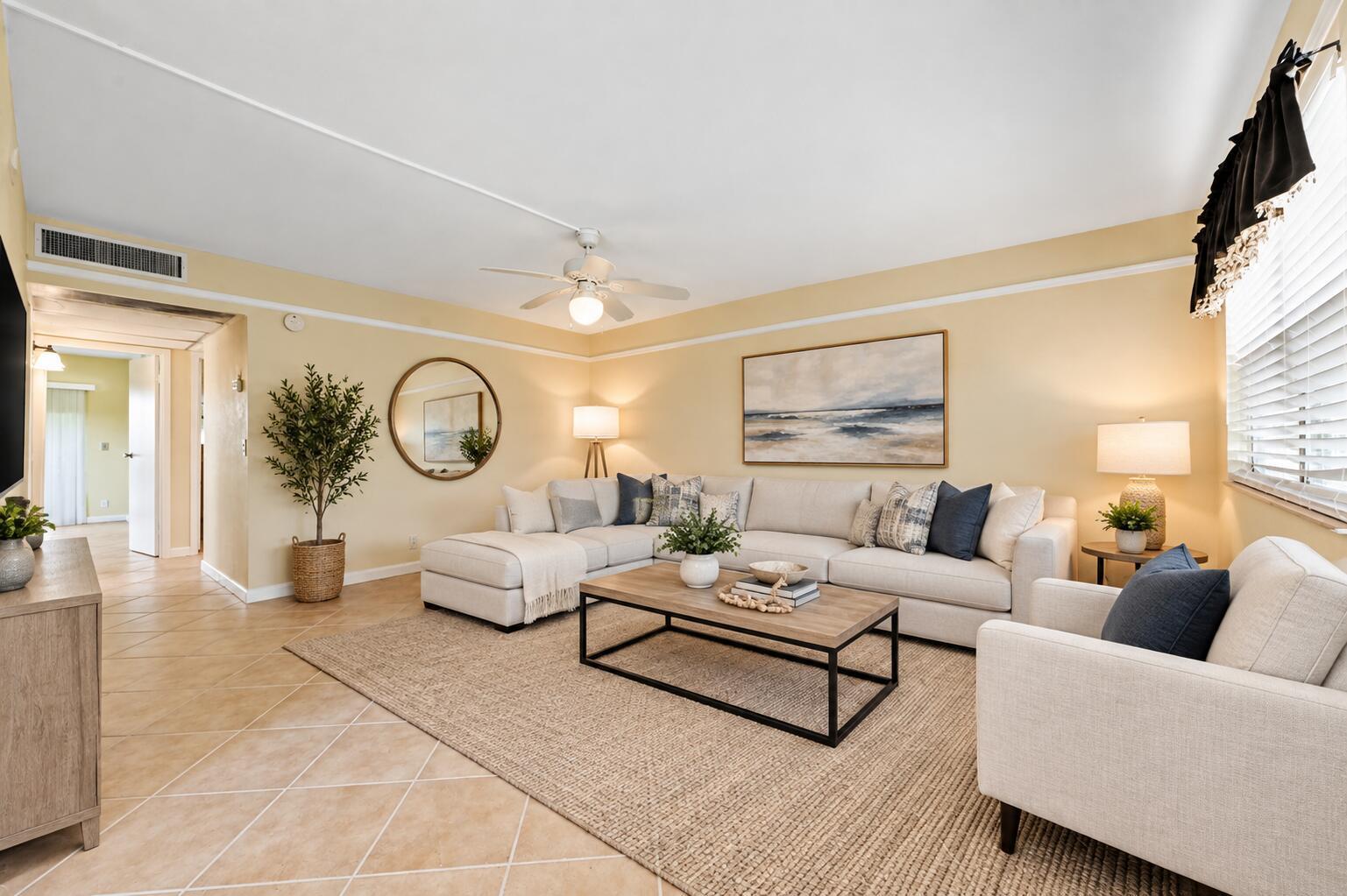 192 Monaco D, Delray Beach FL 33446 photo 2