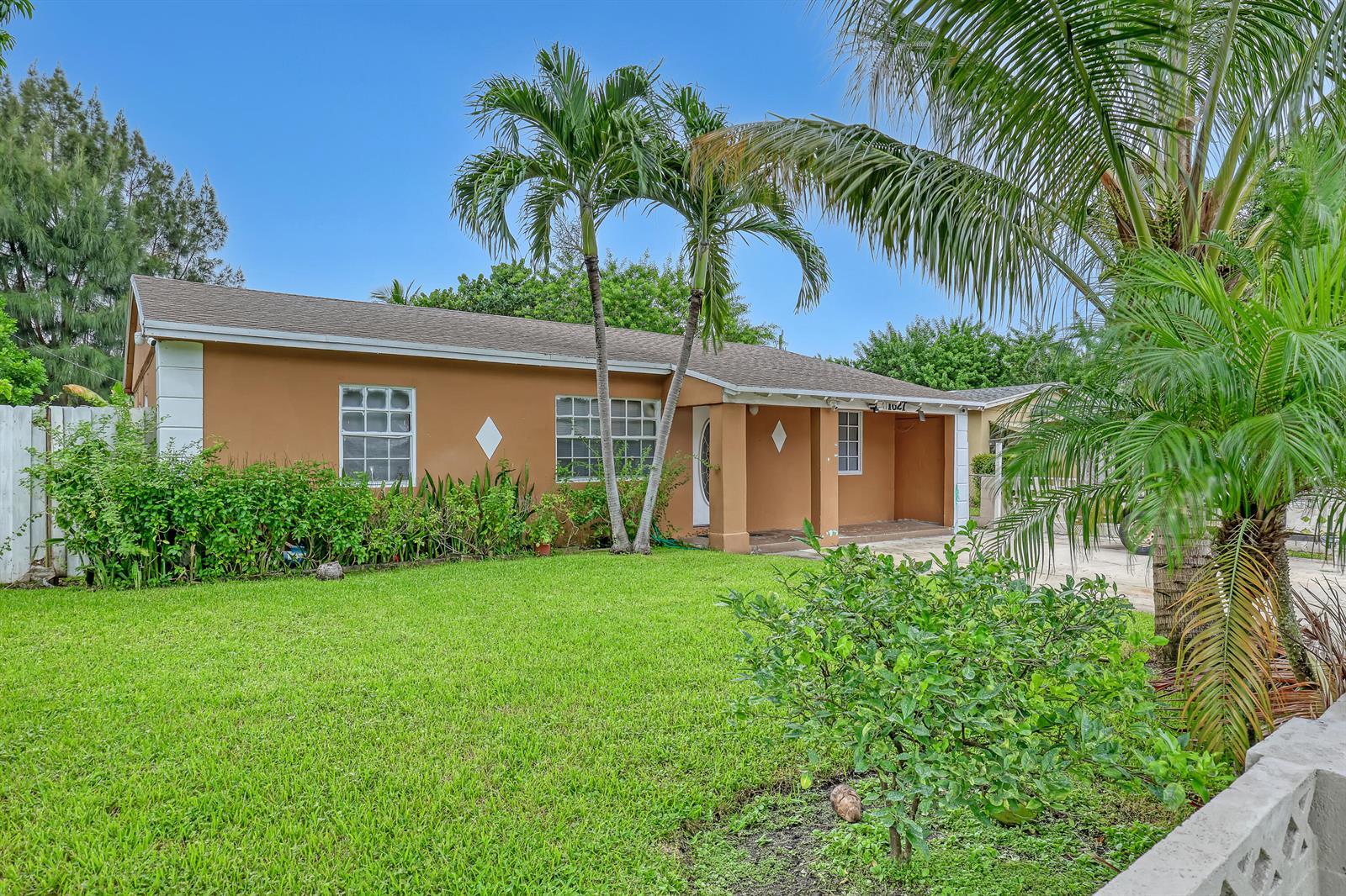 1627 4th Court NE, Boynton Beach FL 33435 photo 3