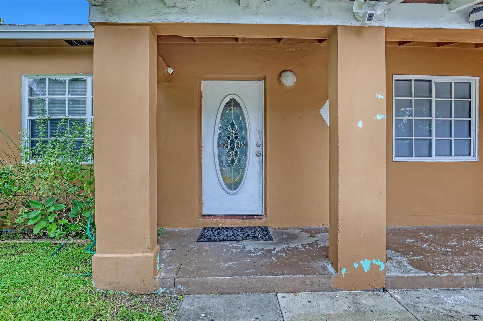 1627 4th Court NE, Boynton Beach FL 33435 photo 4