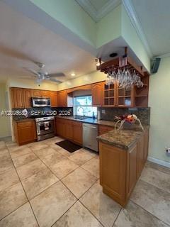 8325 SW 164th Ter, Palmetto Bay FL 33157 photo 4