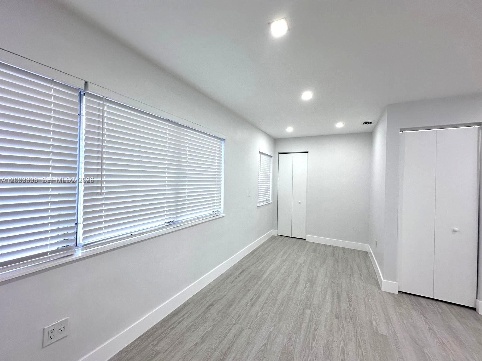 215 Zamora Ave # 9, Coral Gables FL 33134 photo 5