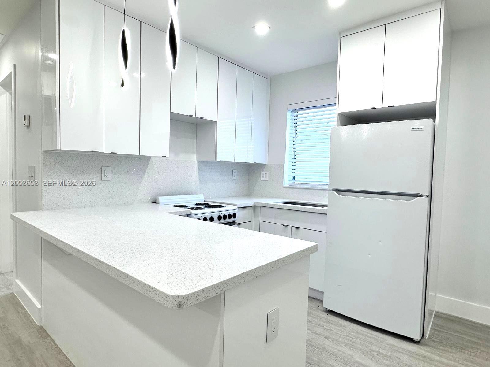 215 Zamora Ave # 9, Coral Gables FL 33134 photo 4