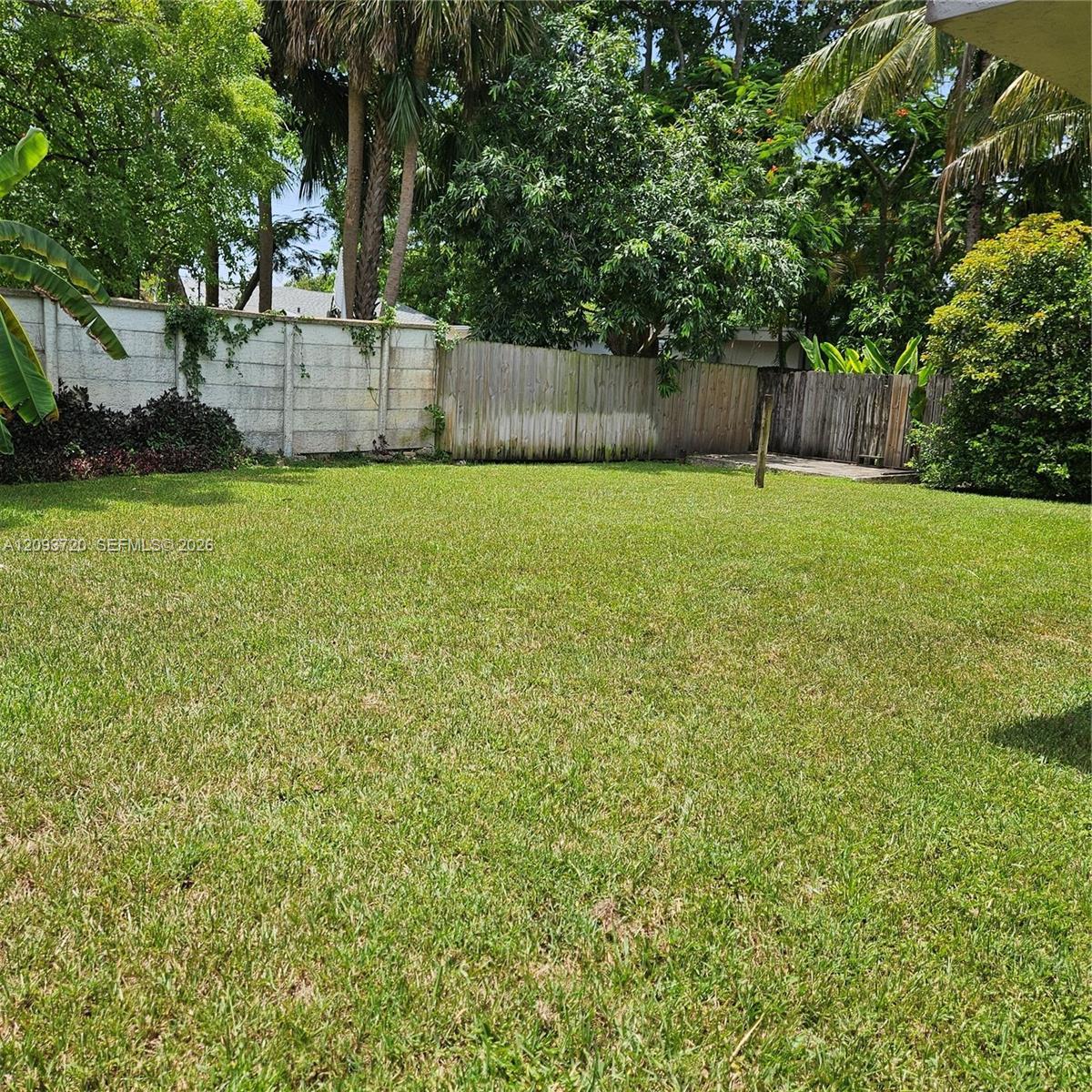 1016 NE 34th Ct # B, Oakland Park FL 33334 photo 4