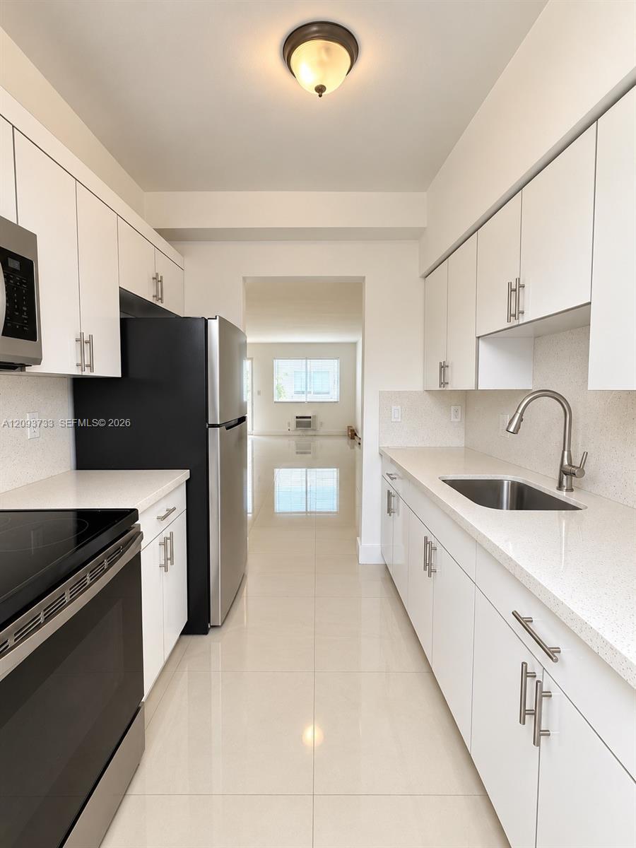 8215 Crespi Blvd # 2, Miami Beach FL 33141 photo 4