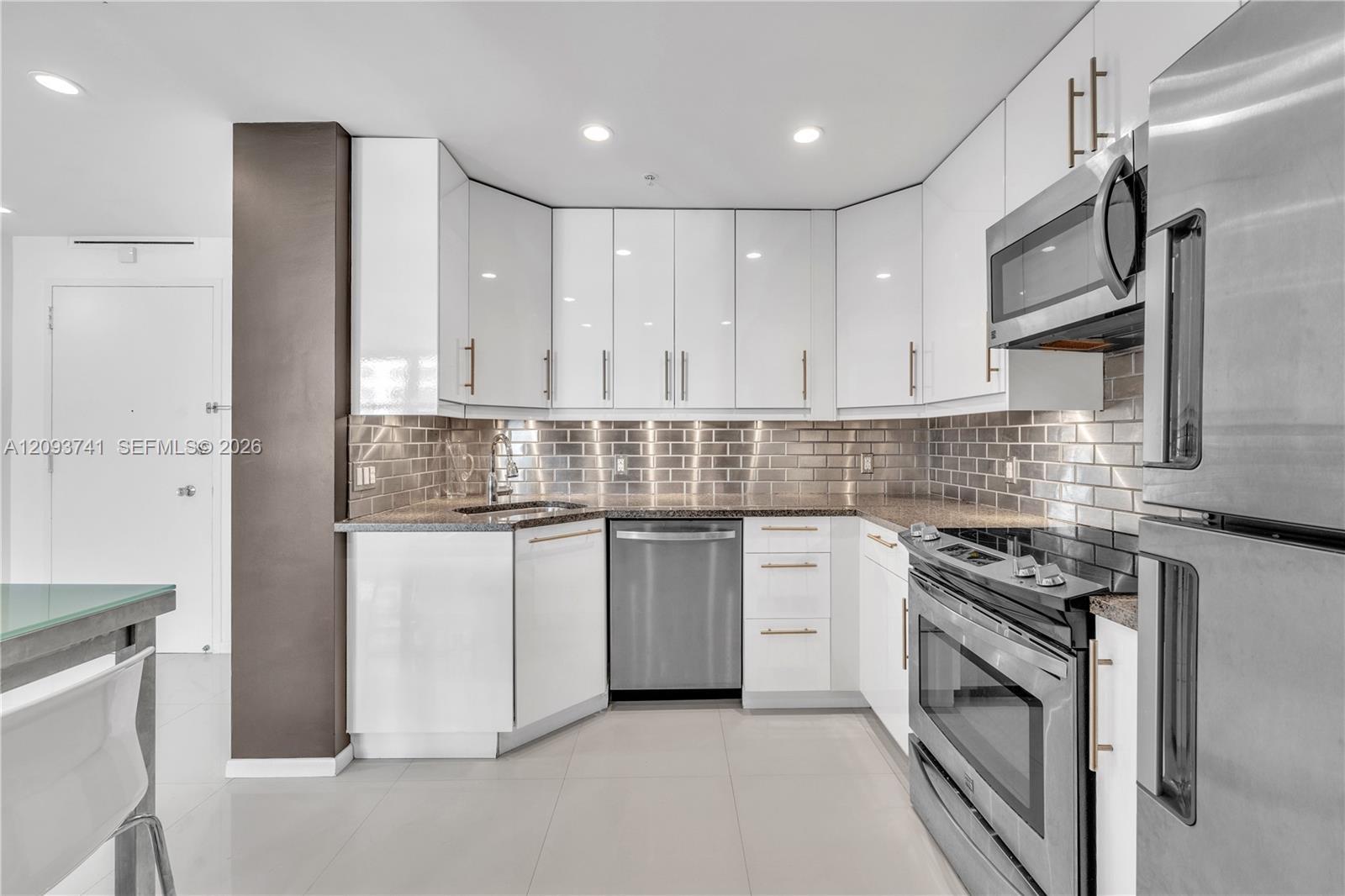 5055 Collins Ave # 7A, Miami Beach FL 33140 photo 5