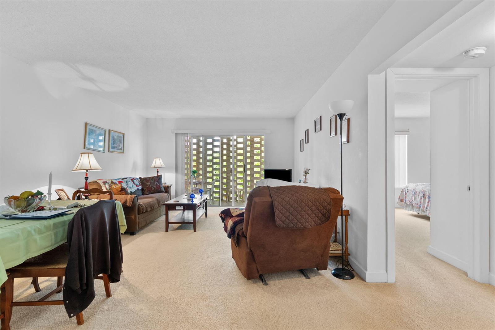 1500 CRESCENT Circle # B215, Lake Park FL 33403 photo 4